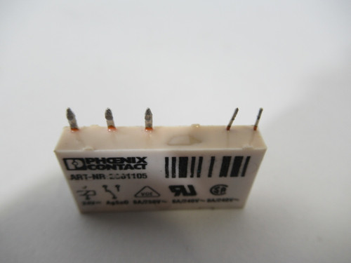 Phoenix Contact 2961105 Plug-In Power Relay 6A 250/240V USED