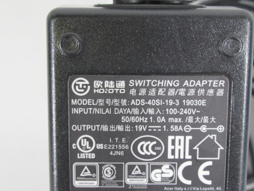 Hoiota ADS-40SI-19-3 Switching Power Adapter 100-240VAC 50/60Hz 1A USED