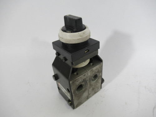 SMC NVM250-N02-34B Old Style Manual Actuator Valve 1/4"NPT 3Position USED