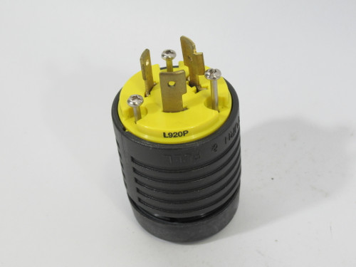 Pass & Seymour L920-PCN Yellow Face Turnlok Plug 20A 600VAC 3W 2P ! NEW !