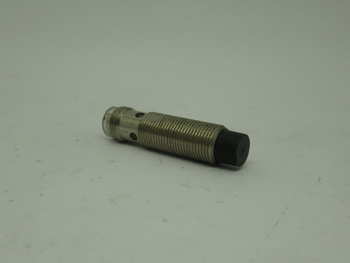Omron E2A-M12KN08-M1-C1 Proximity Sensor M12 10-30VDC 200mA 8mm NO HARDWARE USED