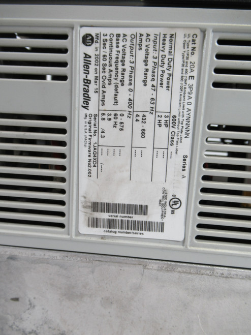 Allen-Bradley 20AE3P9A0AYNNNNN Series A AC Drive 3HP NO KEYPAD COVER USED