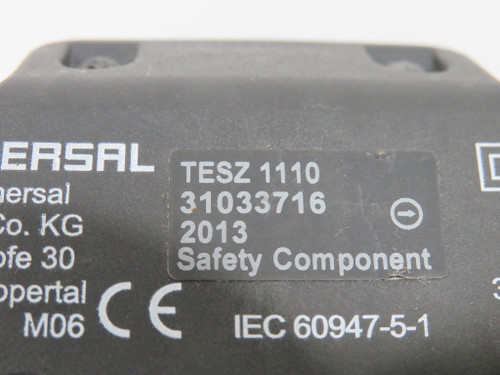 Schmersal TESZ1110 Hinge Safety Switch MISSING HINGE USED