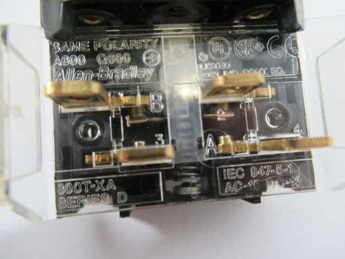 Allen-Bradley 800T-A2A Ser T Push Button Black Flush Head MISSING SCREWS USED