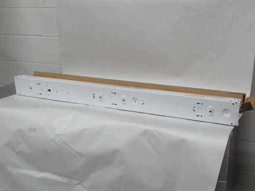 CFI SB248-1E Fluorescent Light Strip 4' 2LT 120V 0.73A 60Hz NEW