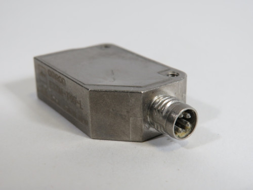 Omron E3ZM-T66-L Photoelectric Sensor 10-30VDC 20mA 15m *Dented* USED