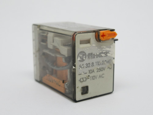 Finder 55.32.8.110.0040 Plug-In Relay 110VAC 10A USED