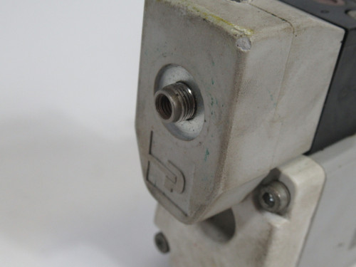 Parker H15VXBG023C 4/3 Solenoid Valve 145 psig *Missing Connector Tip* USED