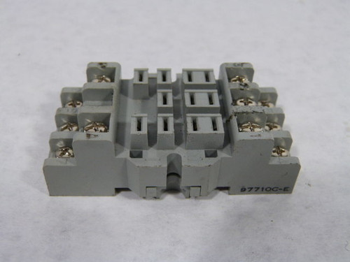 Dayton 97710C-E/5x853 Relay Socket USED