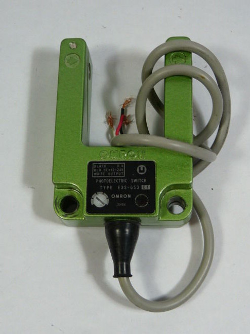 Omron E35-GS3-E1 Photoelectric Sensor 12-24VDC 19" L *Cut Cable* USED