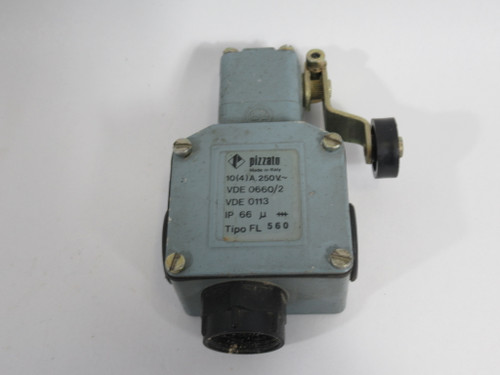 Pizzato FL-560-M2 Limit Switch w/Roller Lever 1NO 1NC *Cosmetic Damage* USED