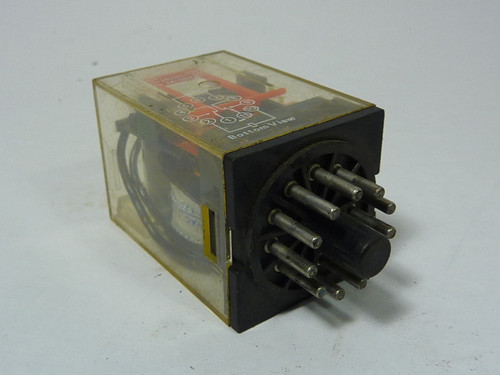 Omron MK3P5-I-AC120 General Purpose Relay 120V USED