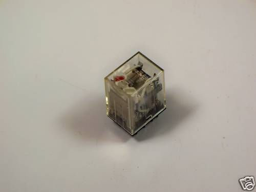 OMRON MY2N 110/120VAC General Purpose Relay USED