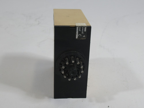 Carlo Gavazzi SR-110-115 Machine Safeguard Relay 115VAC 50/60Hz 10A USED