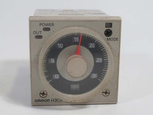 Omron H3CR-A8 Solid State Timer Relay 0.05s-300h 5A 100-240VAC 50/60Hz USED