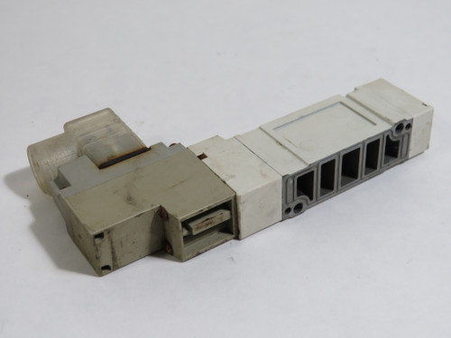 SMC SY5140-5DZ Solenoid Valve 24VDC 0.15-0.7MPa COSMETIC DAMAGE USED