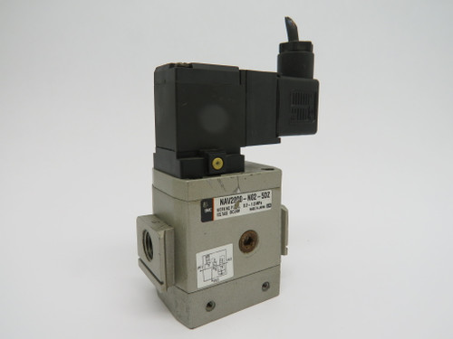 SMC NAV2000-N02-5DZ Soft Start Valve 1/4"NPT 0.2-1.0MPa 21-26VDC COS DMG USED