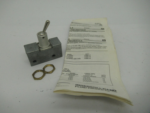 ARO 223-C Valve 1/8"NPTF Retained Toggle Actuator 30-150psig MISSING NUT NOP