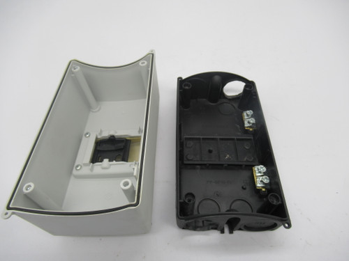 Siemens 3RV1913-1DA00 Manual Starter Enclosure COSMETIC DAMAGE USED