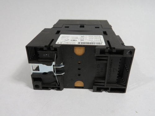 Siemens 3RT1035-1BB40 Contactor 24VDC C/W 3RT1926-1BB00 Surge Suppressor NOP