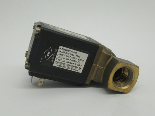 Burkert 456136K Solenoid Valve 1/8 120V 60Hz 8W 70 psi USED
