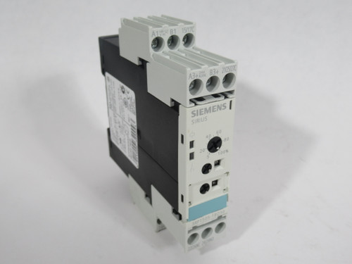 Siemens 3RP1505-1BQ30 Timing Relay 24VAC/DC 100-127VAC 50/60Hz 0.05s-100h NEW