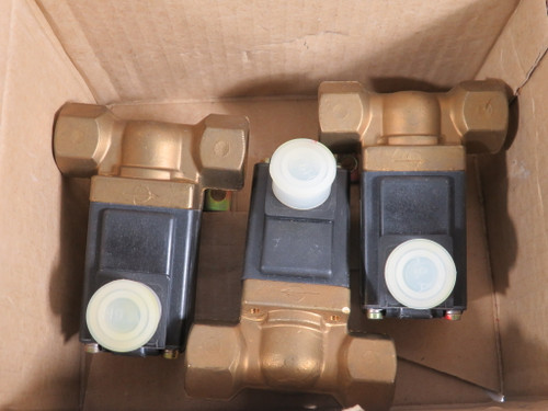 Burkert 450065D Solenoid Valve 120V 60Hz 12W 0256-A-3/8-FPM-BR-NPT1/2 3-Pk NEW