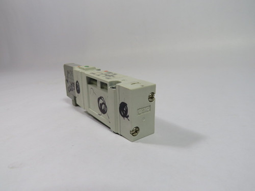 SMC SV3200-5FU 2 Position Double Solenoid USED