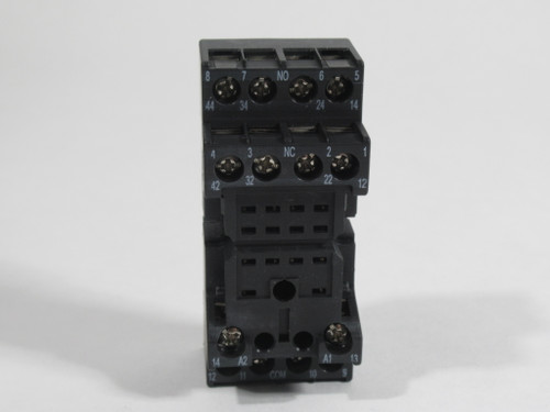 Nais HC4SFD-I Relay Socket 10A 300VAC 14-Blade USED