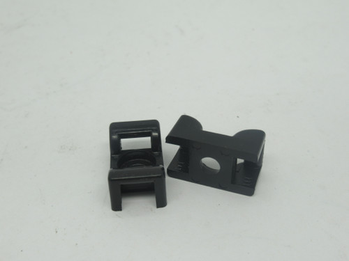 Thomas & Betts TC142 Cable Tie Saddle Support Mount Lot Of 2 USED