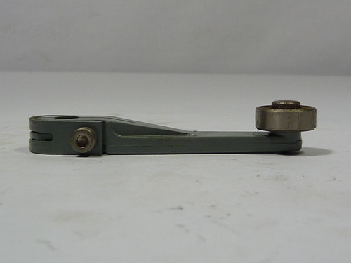 Cutler Hammer E50KL553 Limit Switch Lever Arm Steel Roller USED