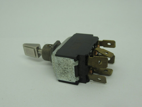 Eaton 7569K40 Two Pole Toggle Switch W/ Bat Handle On-Off-On USED