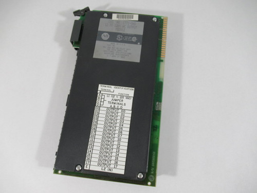 Allen-Bradley AC 1771-0AD OUTPUT MODULE 12-120V 0.7A @ 5VDC USED