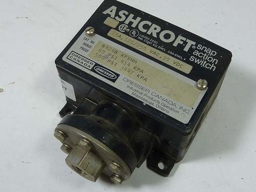 Ashcroft B424B-XFSNH Snap Action Switch 15A 125/250VAC 30VDC USED