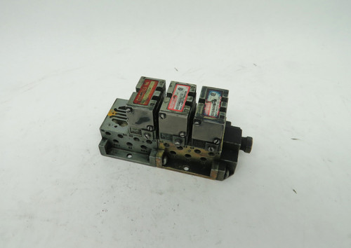 Numatics 031SA400B011B Solenoid Valve 150PSI W/ Manifold NO COILS USED