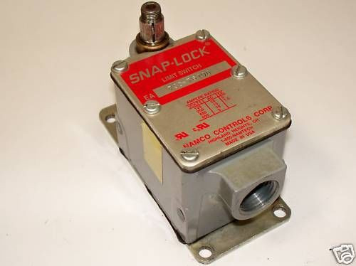 NAMCO EA700-76100 Snap-Lock Limit Switch USED