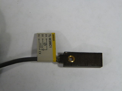 Omron TL-W3MC1 Inductive Proximity Sensor Assembly 100mA 3mm 12-24VDC USED