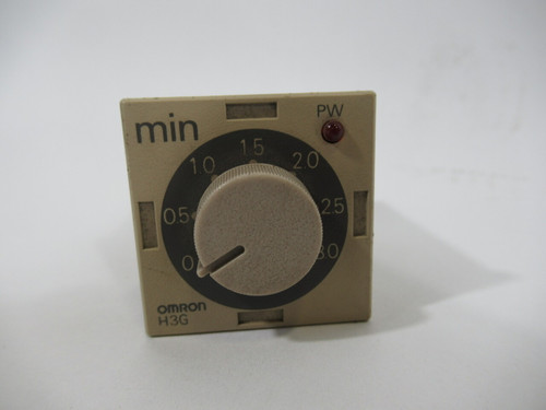 Omron H3G-8C-24VAC-3MIN Low Voltage Timer 24VAC 0-3min *Crack to Back* USED