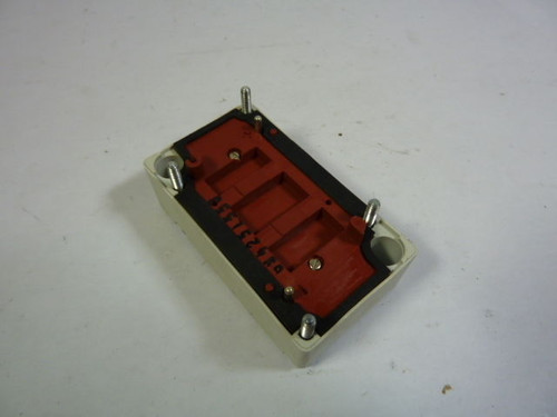 Siemens 3RG9001-0AD00 Distribution Module USED