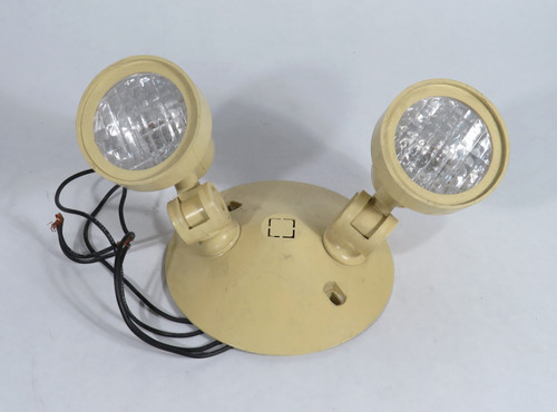 Lumacell EF9D-12V9W Double Remote Head Lamp 12V 9W 915 Lamp USED
