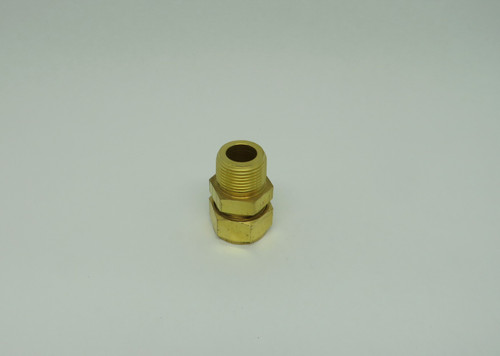 Swagelok B-1410-1-12 Male 3/4" Connector x 1/2" Male NPT Brass *Shelf Wear* NOP