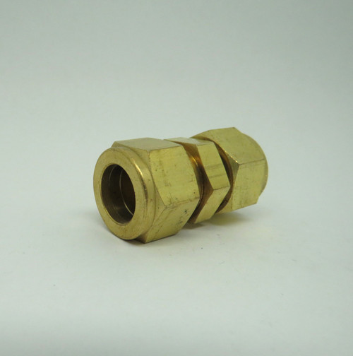 Swagelok B-1810-6SC11 Brass Union Tube Fitting 1-1/8 NOP