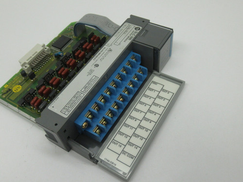 Allen-Bradley 1746-OB16 Series C Output Module 10-50VDC COSMETIC DAMAGE USED