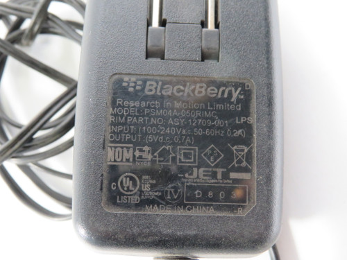 Blackberry ASY-12709-001 Charger Output 5VDC 0.7A Input 100-240VAC 50/60HZ USED