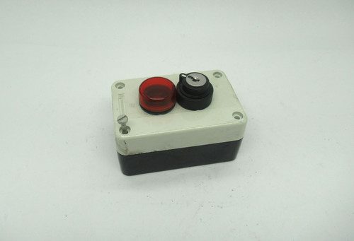 Telemecanique XALD02 Control Station C/W Indicator Light & Selector Switch USED