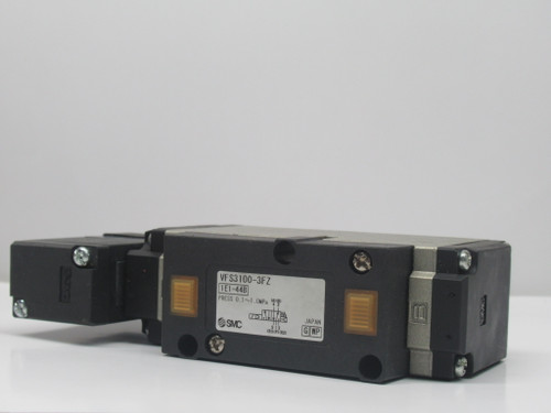 SMC VFS3100-3FZ Solenoid Valve 88-132V @ 50HZ 94-138V @60HZ 0.1-1.0mpa USED