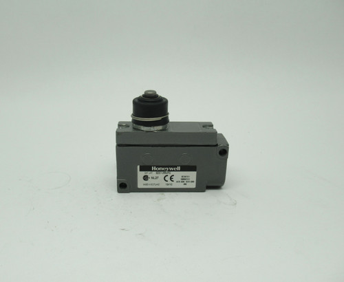 Honeywell BZE7-2RN-PG Limit Switch IP65 Snap Action 480V NO/NC USED