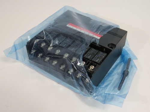 IDEC PFJ-T081U 8-Relay Output Module 240V 1.5/2A 120V 4.5A NEW