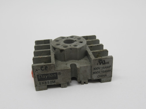 Dayton 5X852M Relay Socket 300V 15A 8-Pin USED