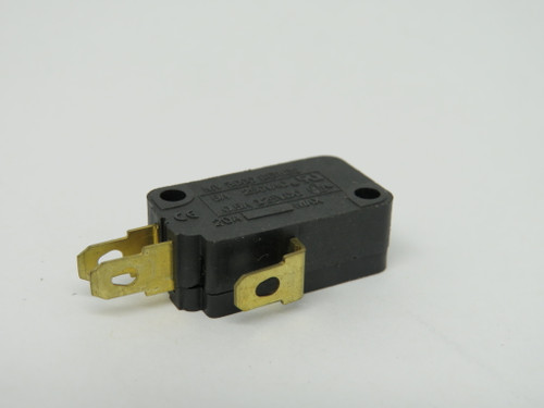 Moujen MV-3000A Micro Switch 5A 250VAC USED